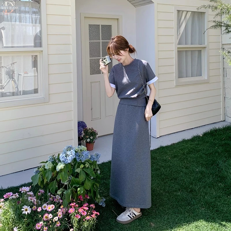 夏季新款韩系高级感休闲套装女酷飒减龄慵懒短袖t恤半身裙两件套