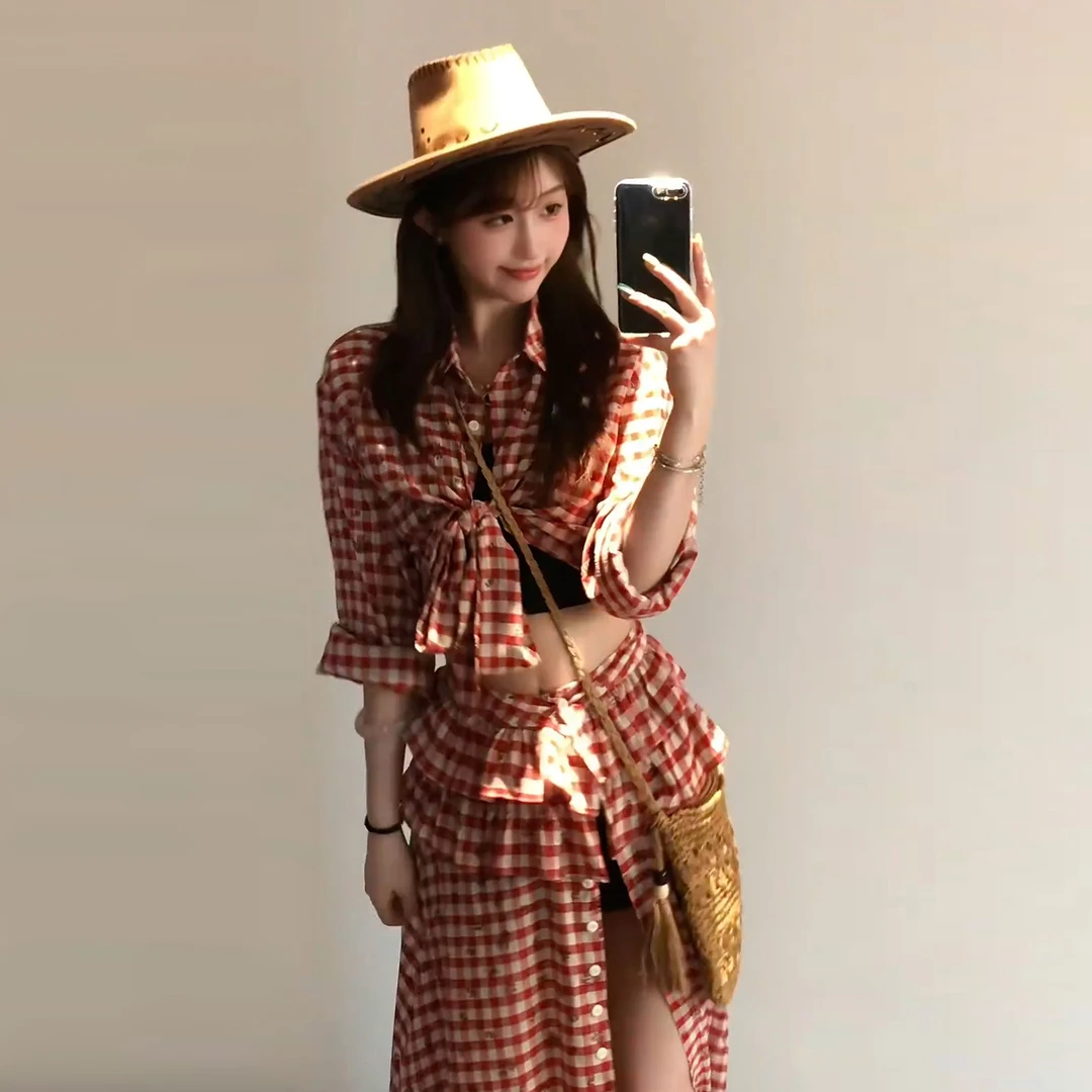 新疆西藏大理云南度假风连衣裙夏季2025新款复古辣妹红色格子套装