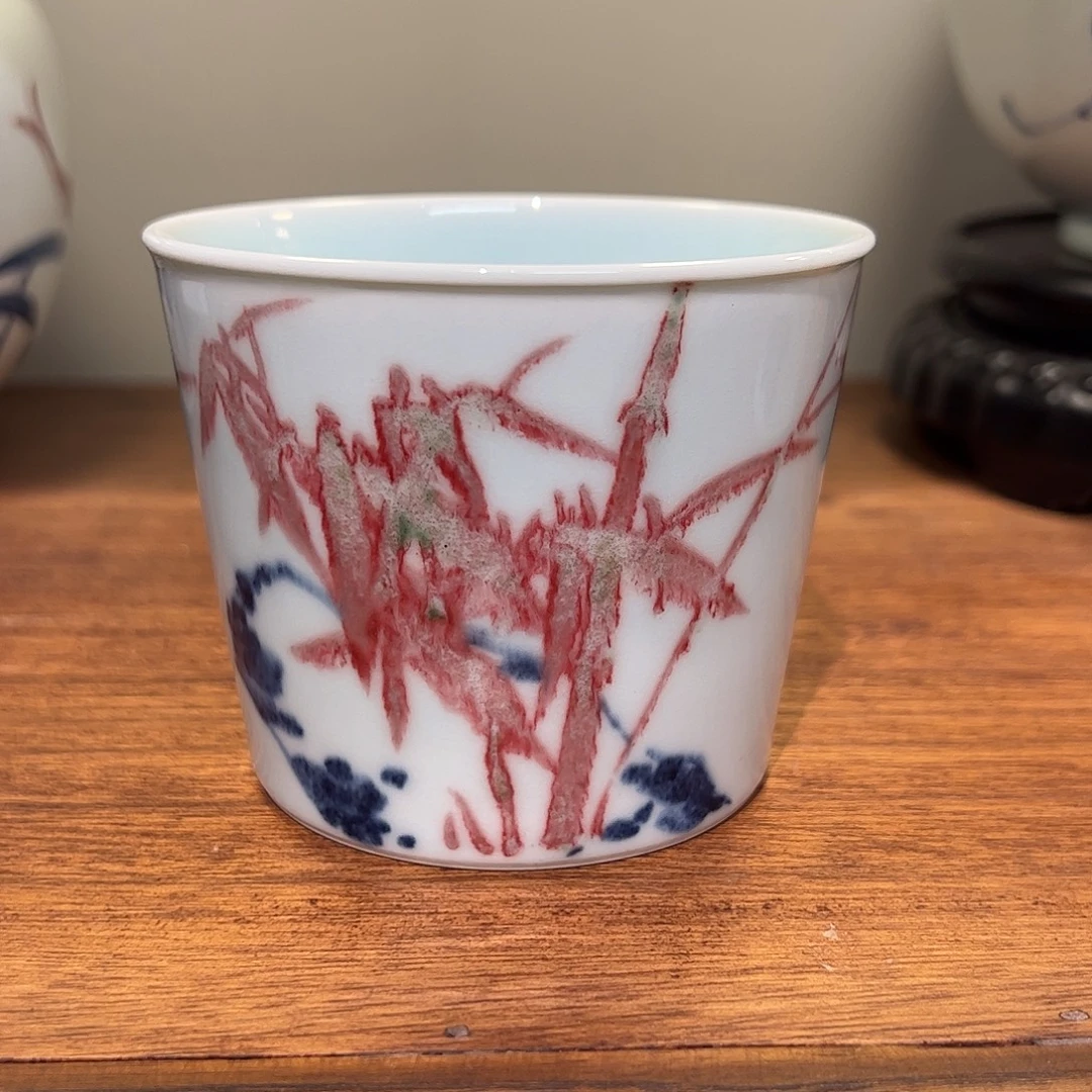 青花釉里红色差放漏大杯