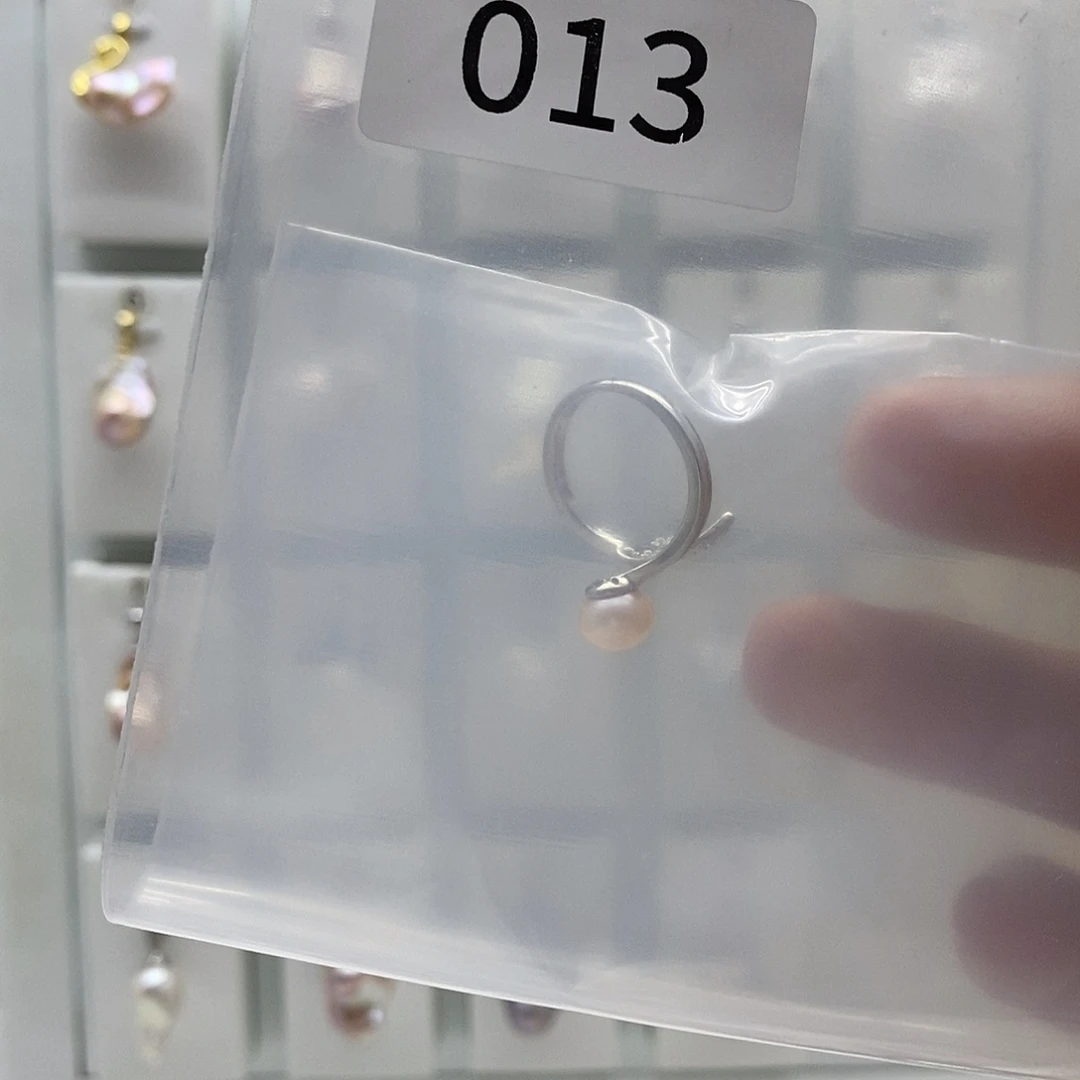 颈饰淡水珍珠合金