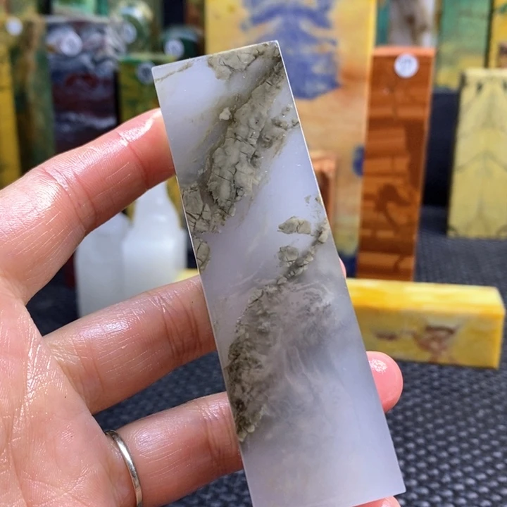 四川石大***胆青田石印章石