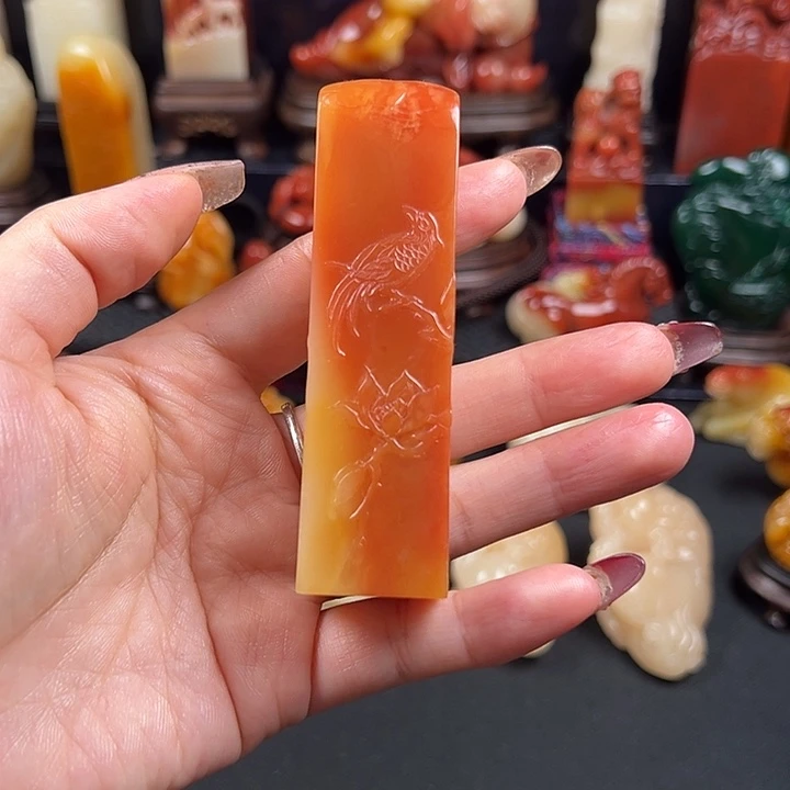 老挝石高山水冻石