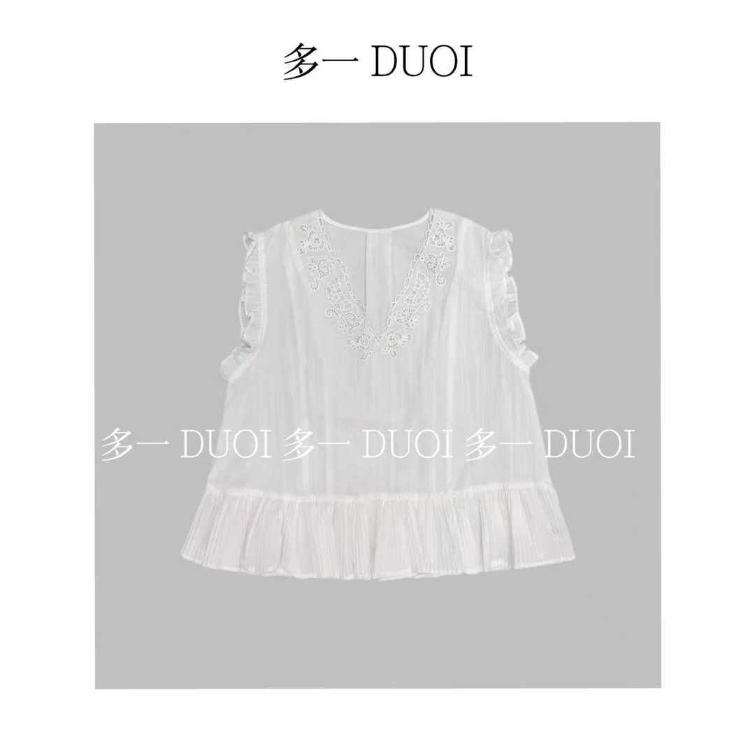 多一“花边娃娃”2025夏季新款V领镂空刺绣花边拼接百搭时尚上衣