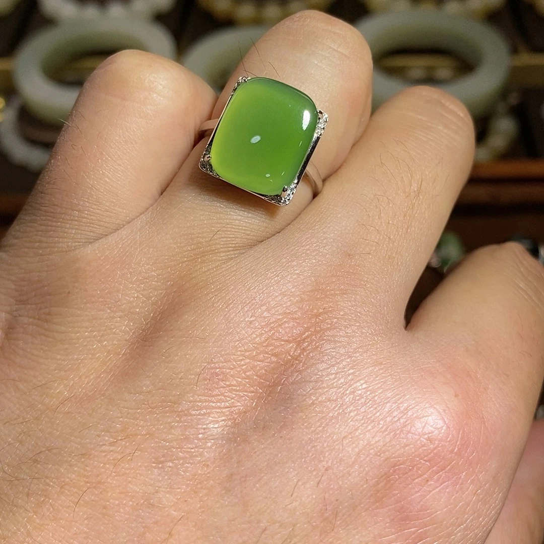 【闪购商品】银S925镶嵌戒指和田玉（碧玉）