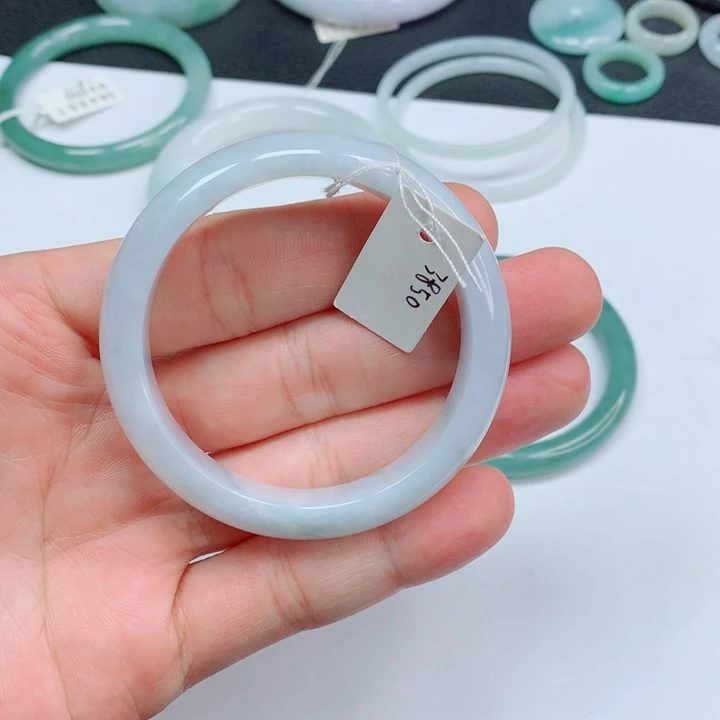 翡翠未镶嵌手镯52-53正圈