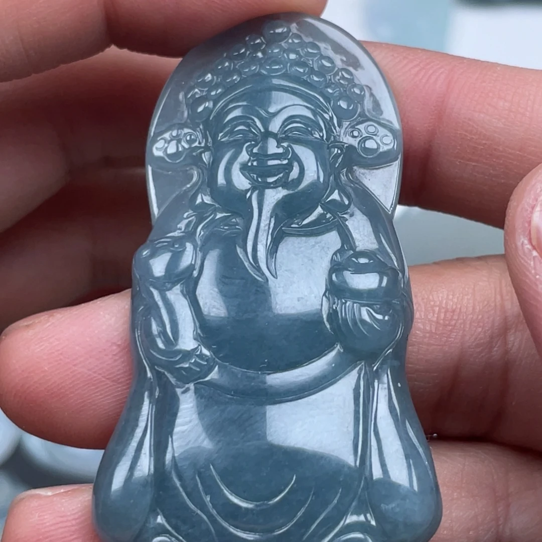 翡翠未镶嵌颈饰财神