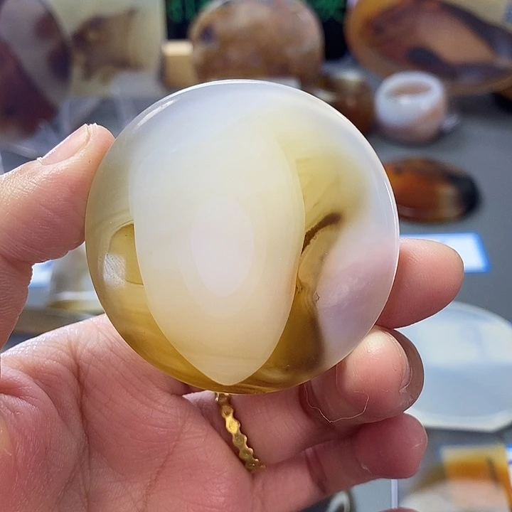 玛瑙/玉髓未镶嵌珠宝半成品