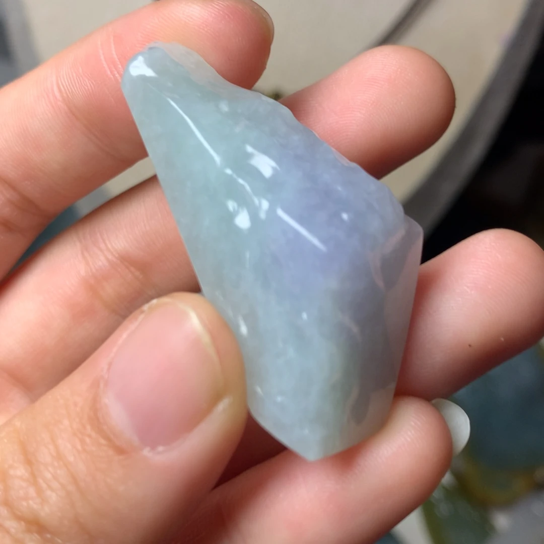翡翠颈饰未镶嵌吊坠
