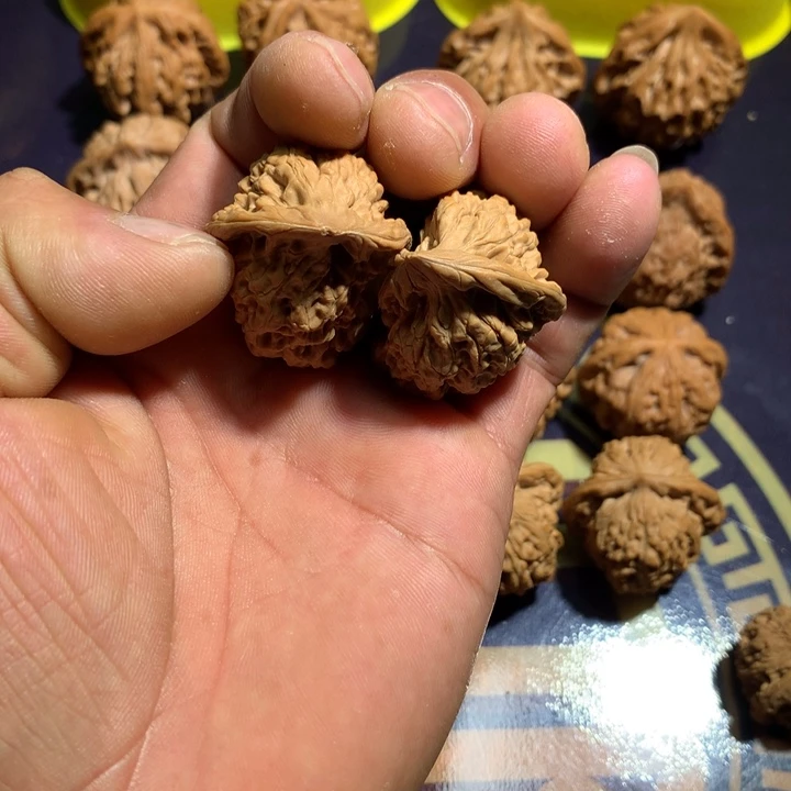 吊坠文玩核桃半壁