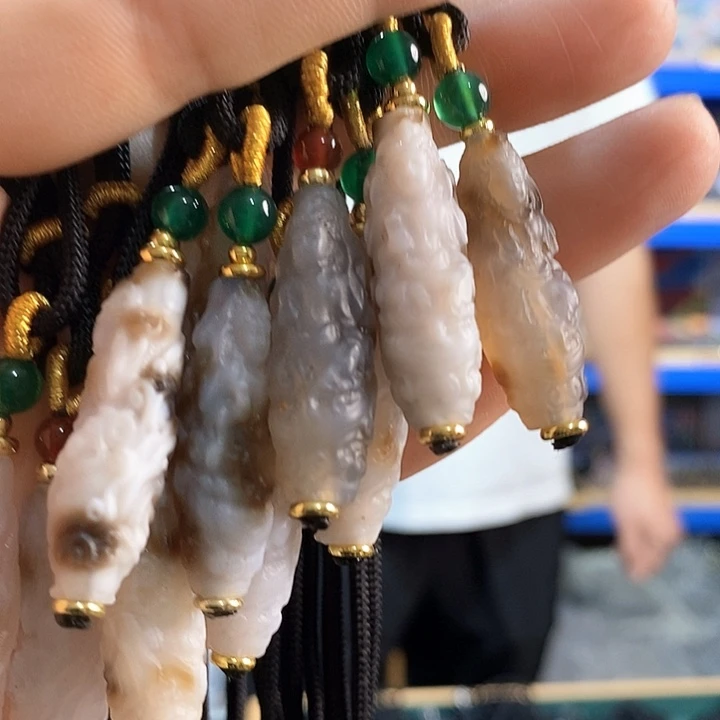 玛瑙/玉髓未镶嵌颈饰2多样性发其一