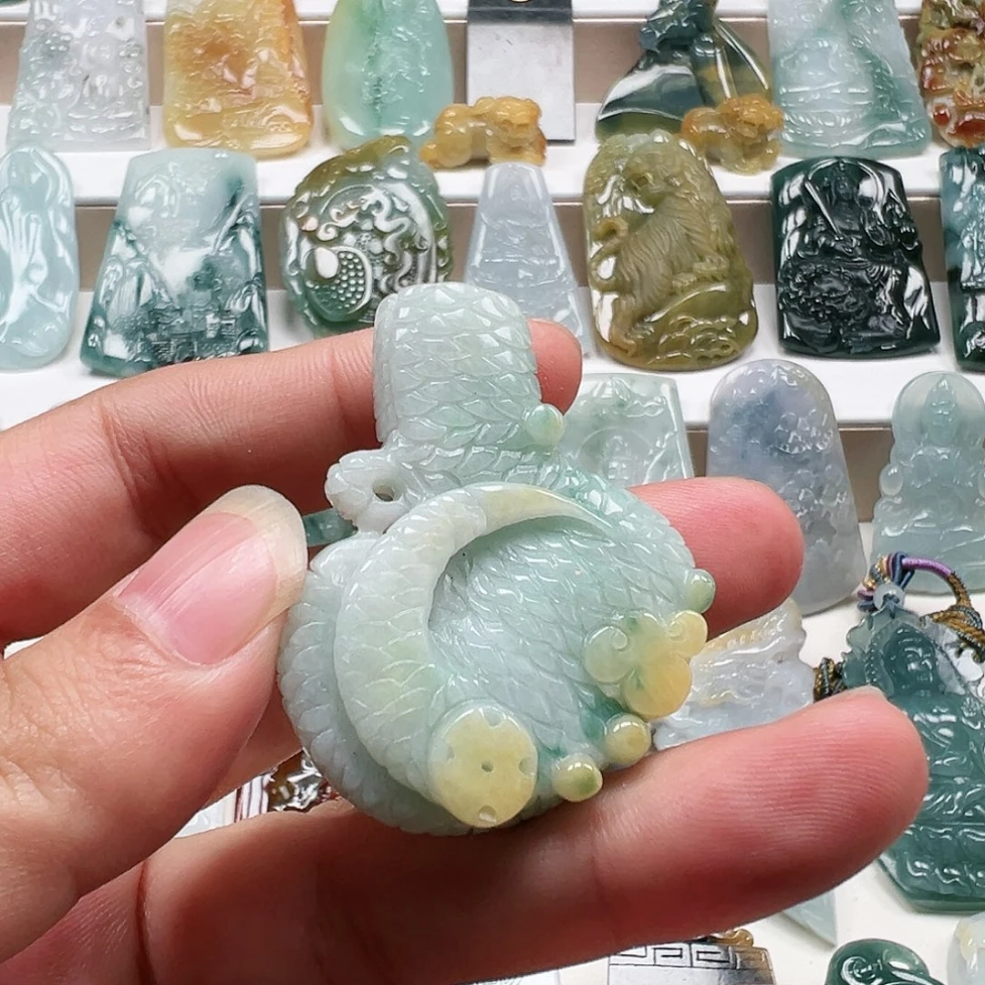 翡翠未镶嵌颈饰天然