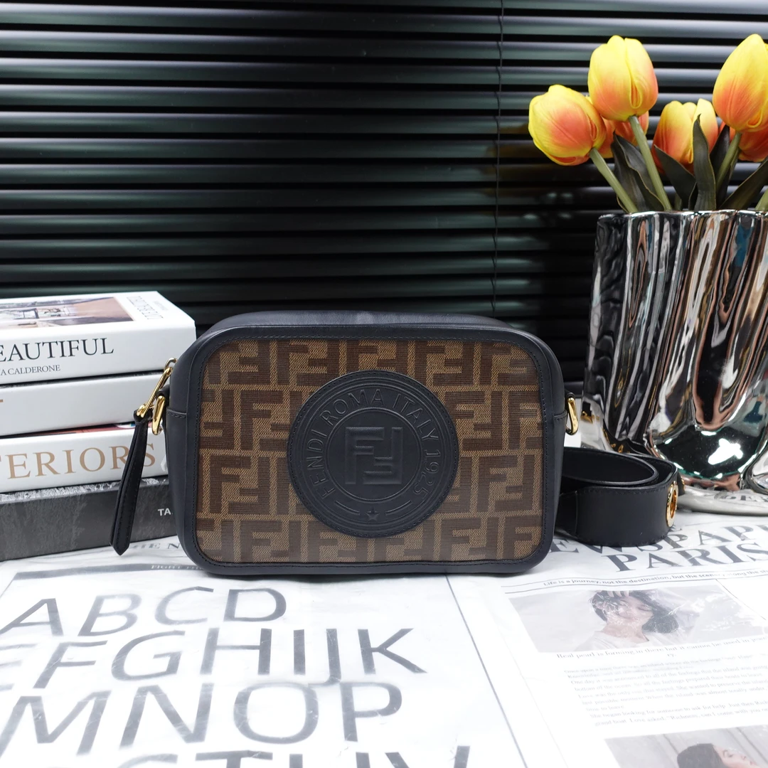 95新 FENDI/芬迪 单肩包/t20262481