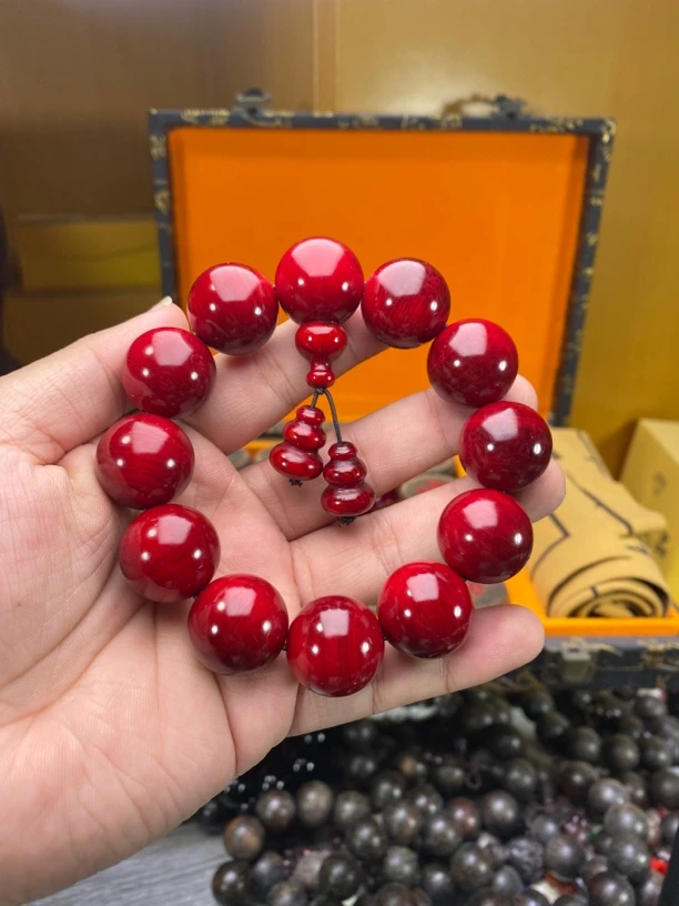 血龙木红油料2.0天花板木质手串收藏级+高端红木礼盒