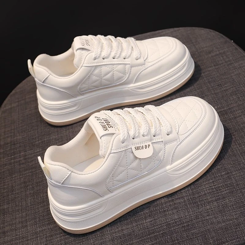 新百伦踩屎感34码厚底小白鞋女款2025新款秋季百搭轻便软底运