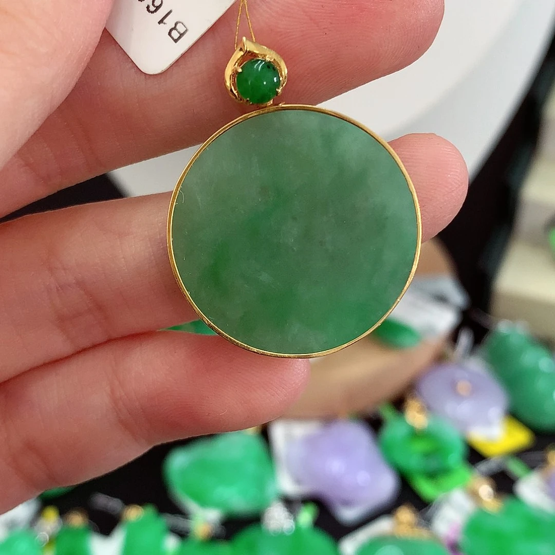 翡翠18K金镶嵌吊坠(不含链)