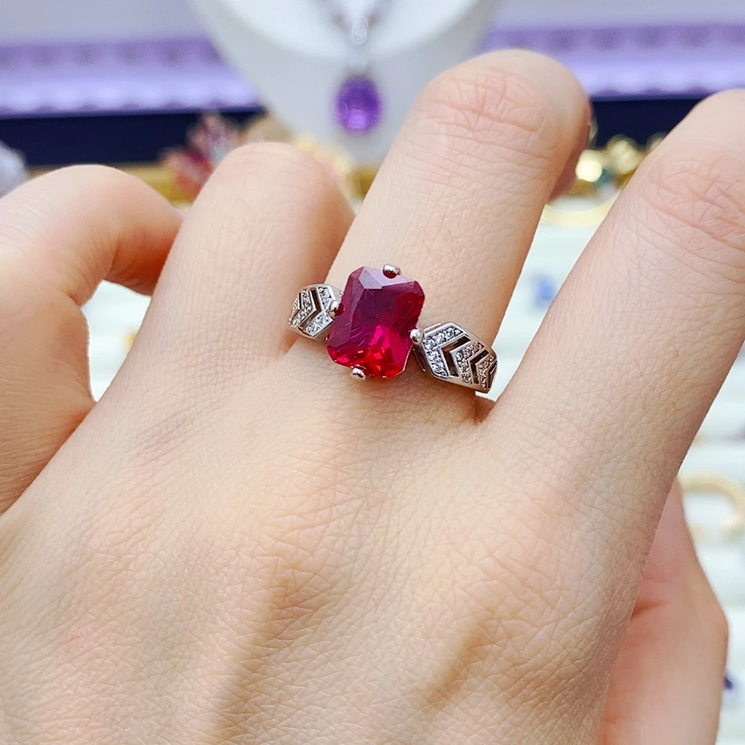 未镶嵌戒指红宝石