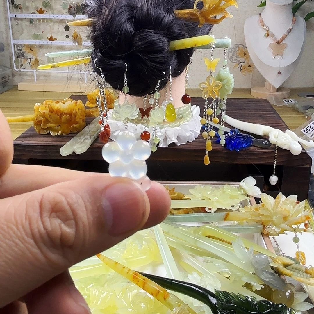 蛇纹石玉发饰合金风*