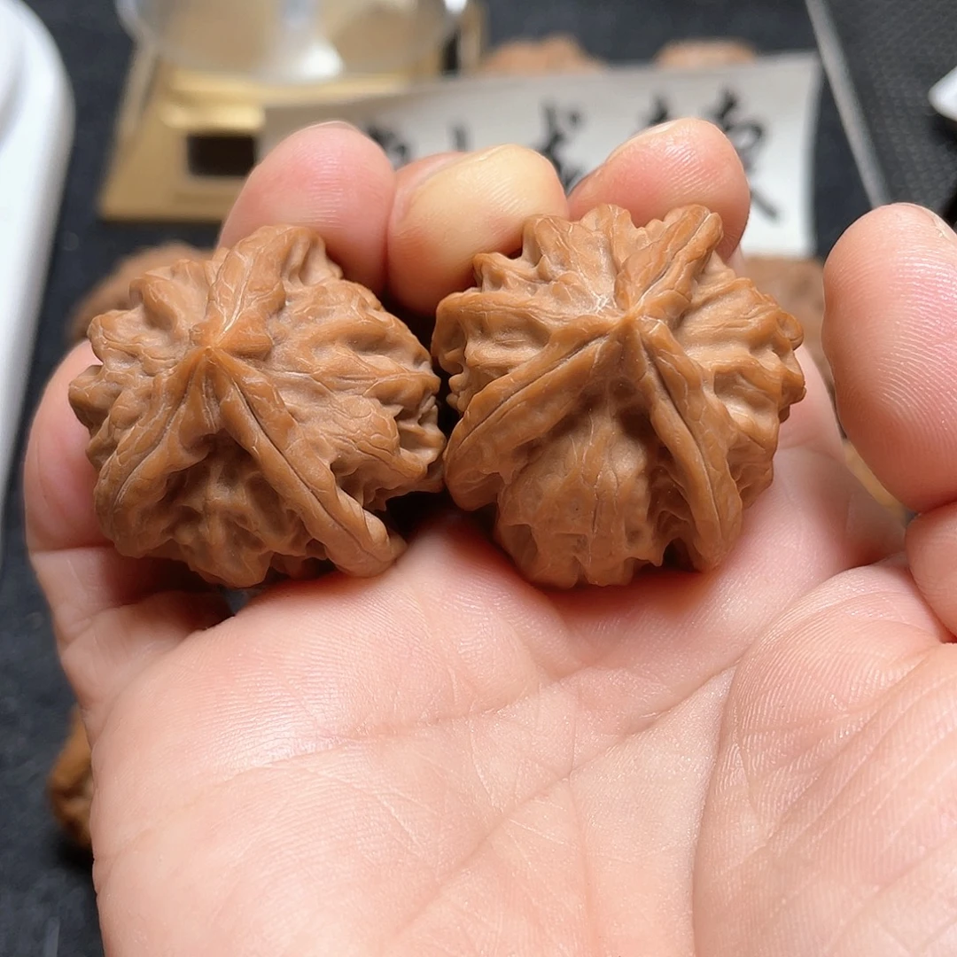 把件文玩核桃文玩核桃曹大龙三棱