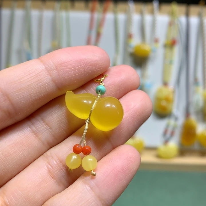 裸石蜜蜡未镶嵌配饰