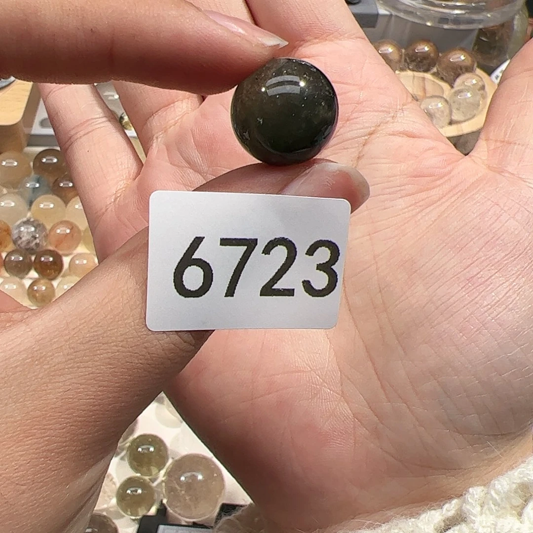 未镶嵌大型摆件（非配饰）水晶