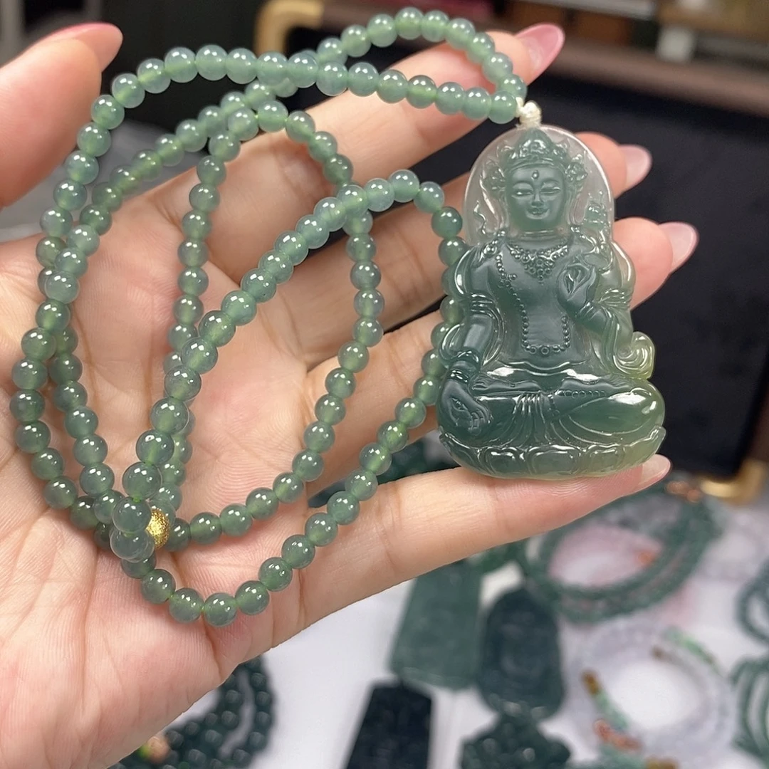 翡翠未镶嵌颈饰翡翠渡母