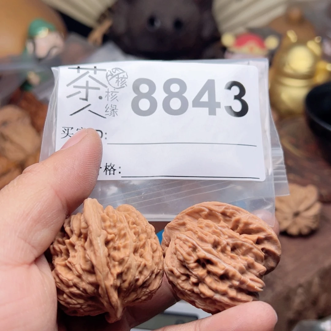 【闪购商品】文玩核桃吊坠今天