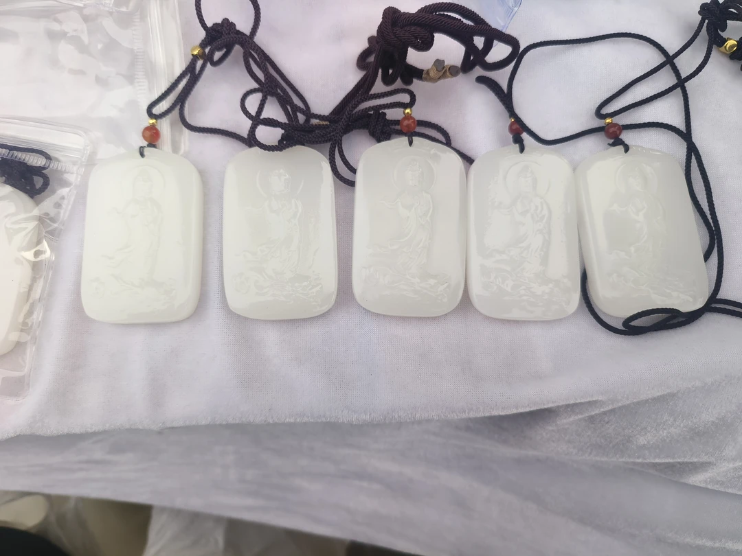 观音白玉挂件多样性拍一发一