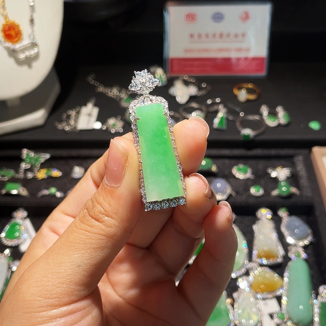 翡翠银S925镶嵌颈饰