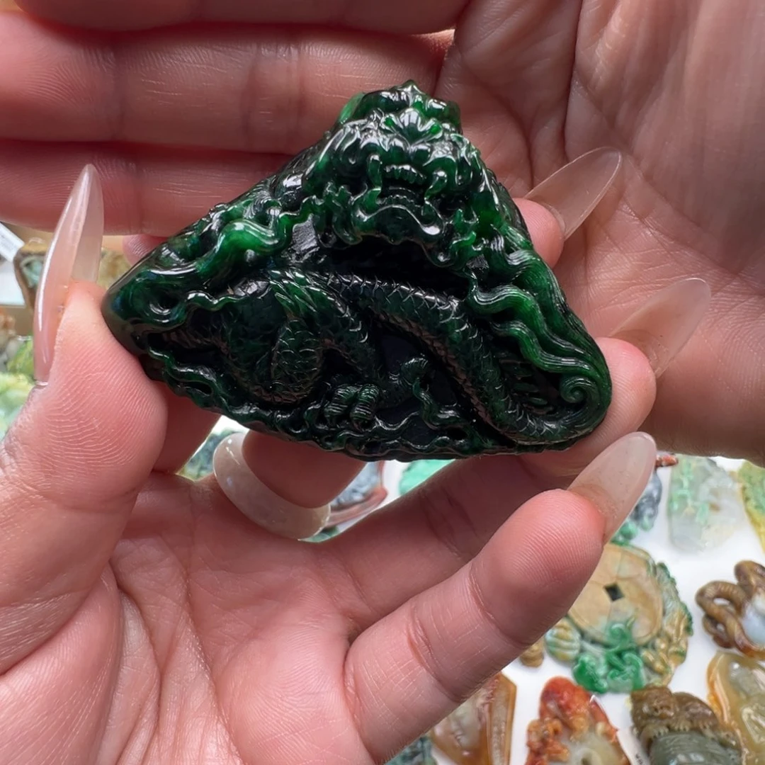 未镶嵌挂件翡翠天然缅甸