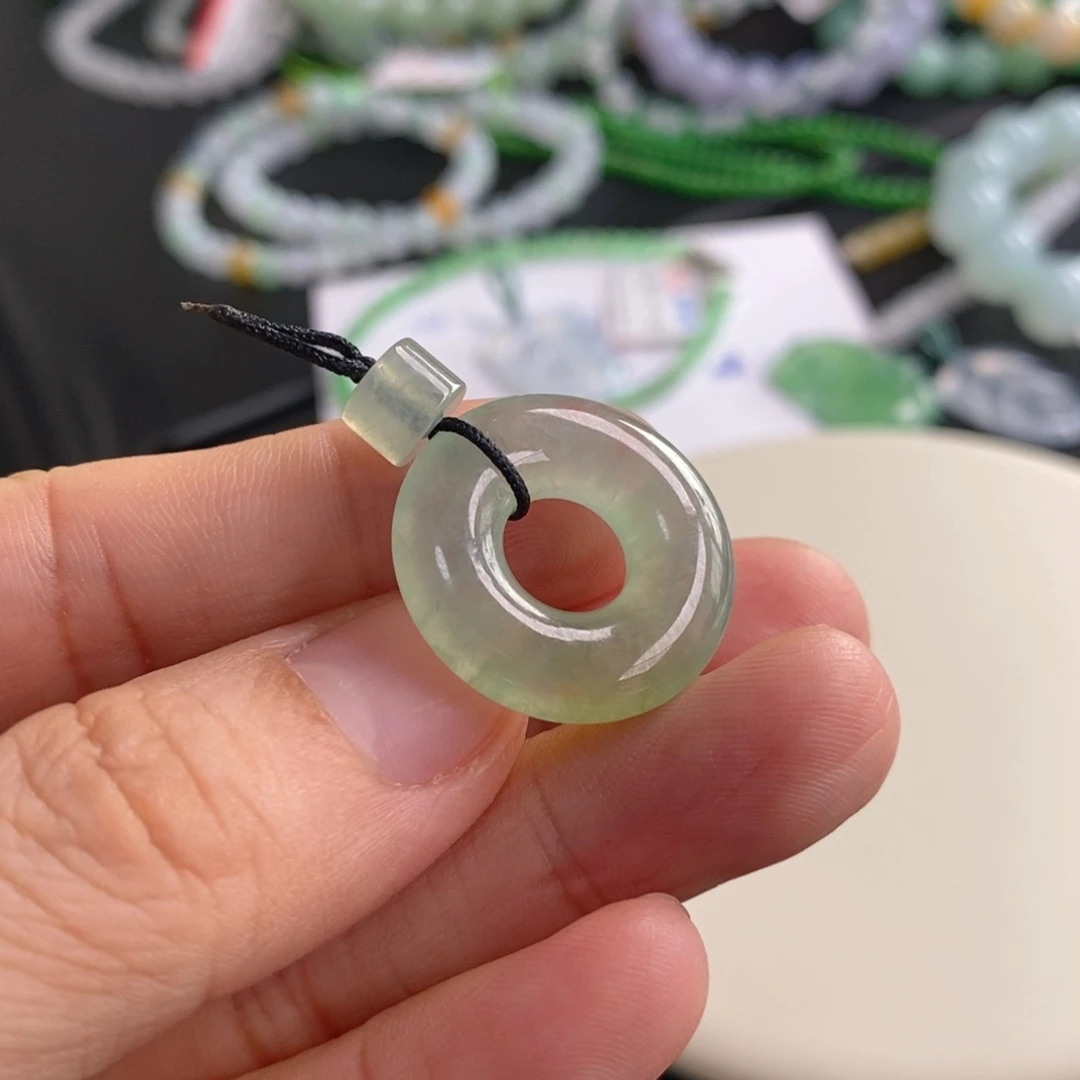 翡翠未镶嵌手链甜甜圈