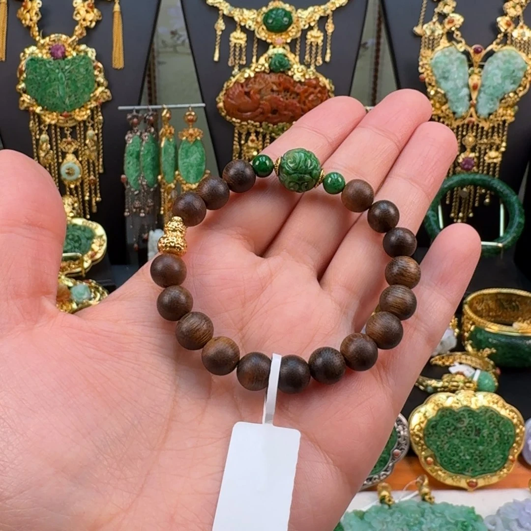 翡翠未镶嵌颈饰手串 炸价