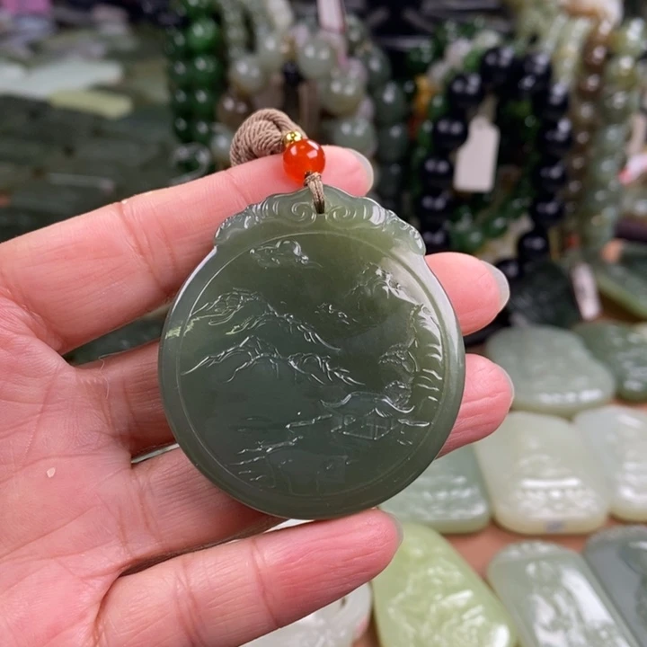 和田玉未镶嵌颈饰