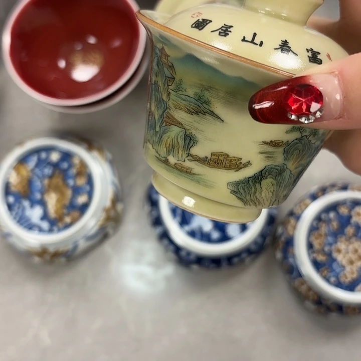 摆件陶釉里金富春山居图两才盖碗