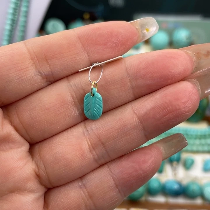 绿松石未镶嵌挂件