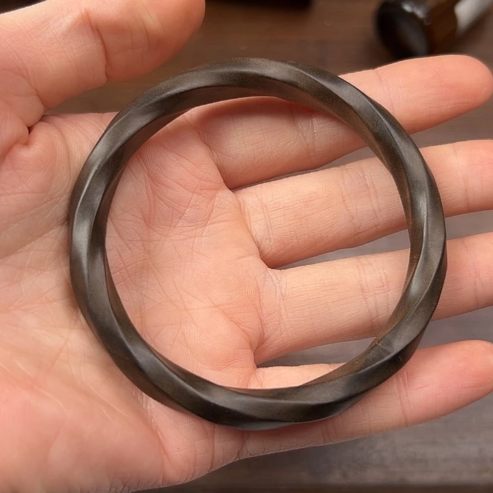 檀香木其他阴沉横纹62圈口微瑕