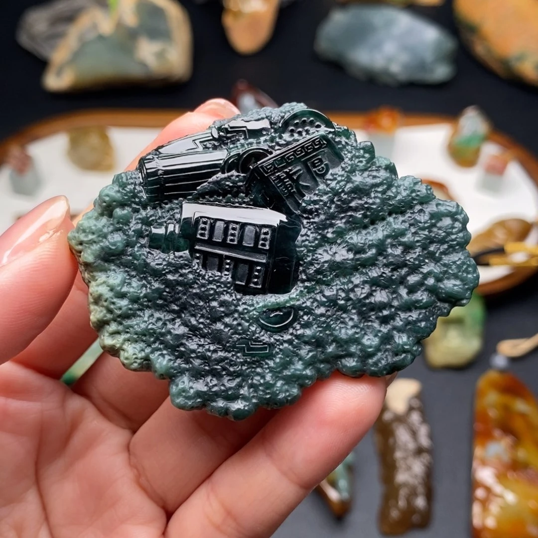 颈饰未镶嵌翡翠八破tu