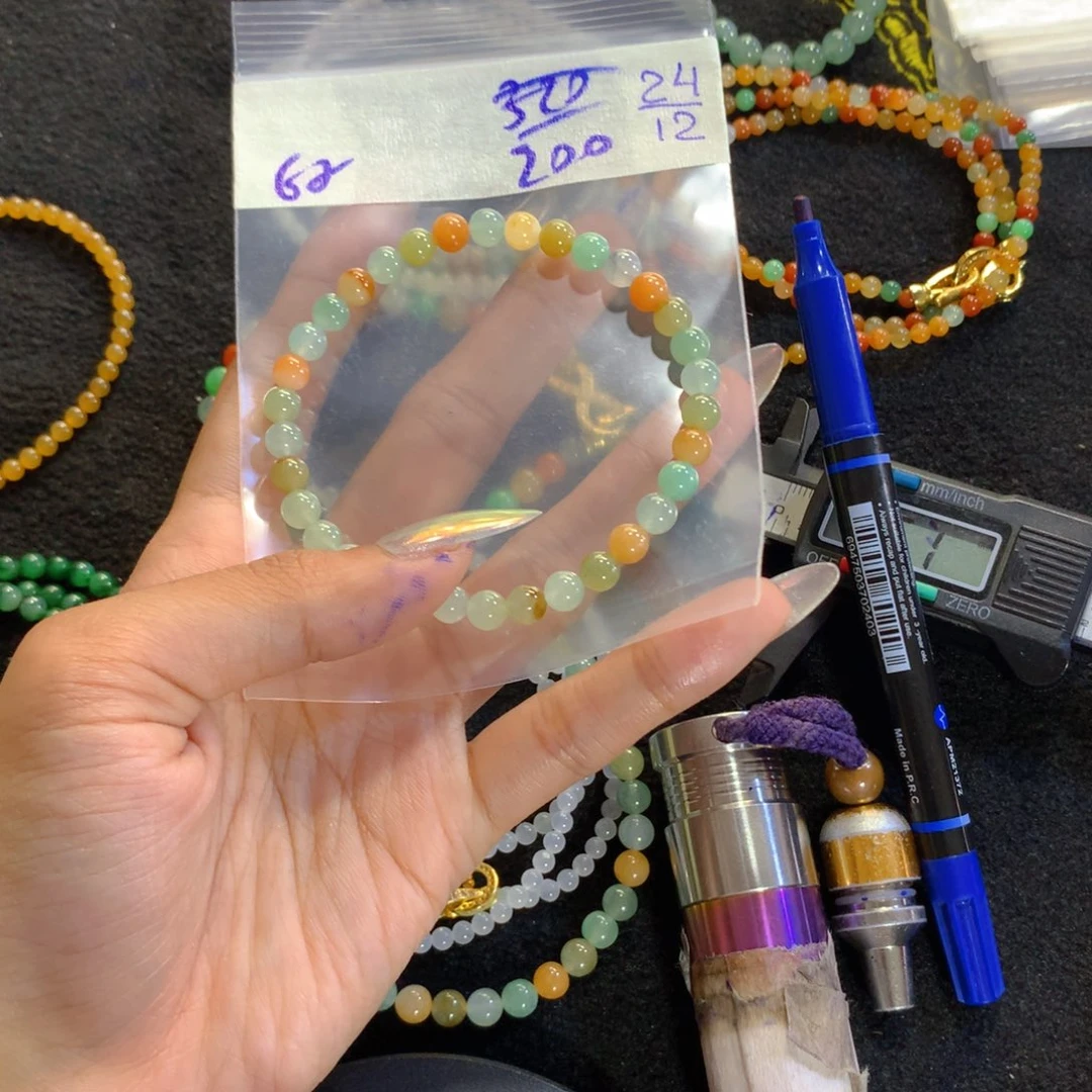定制翡翠未镶嵌天然缅甸翡翠