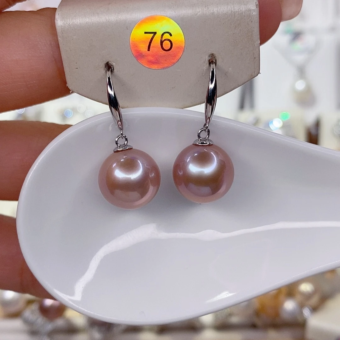 吱***吱淡水珍珠耳饰银S925镶嵌