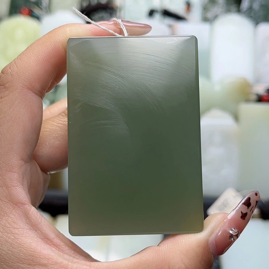 【闪购商品】颈饰未镶嵌和田玉冷*