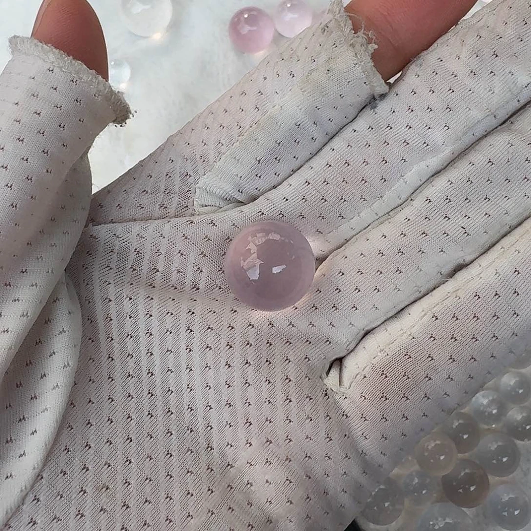 未镶嵌颈饰水晶江*定制
