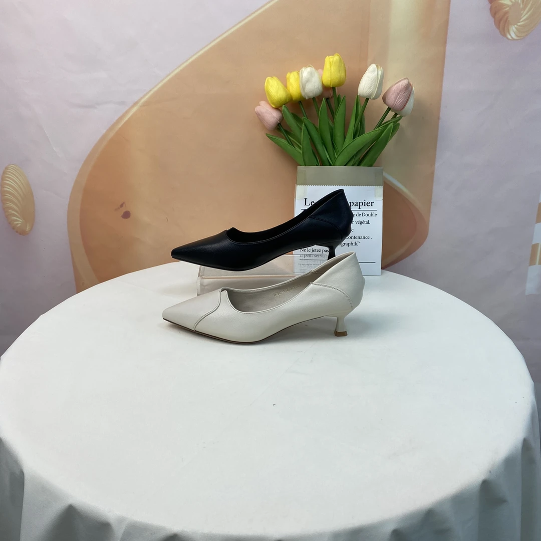 D228-1春季新款时尚气质百搭细跟尖头单鞋F