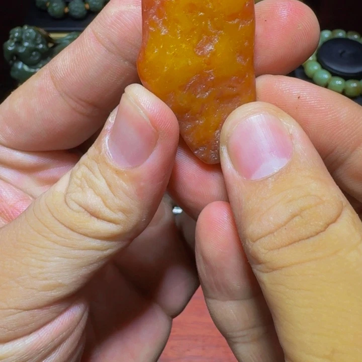 未镶嵌透闪石-蛇纹石玉玉石加工工艺品及