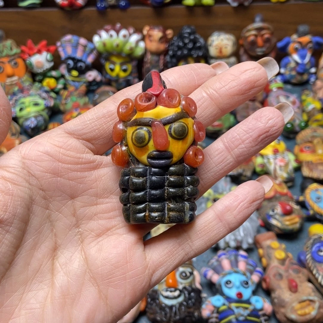 琉璃颈饰玉米小胡子