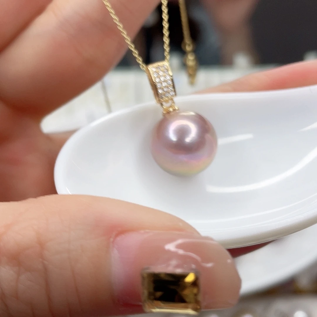 淡水珍珠吊坠(赠链)未镶嵌