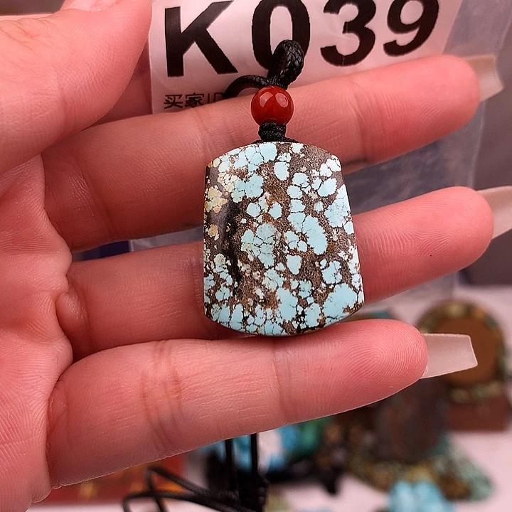 绿松石未镶嵌原矿