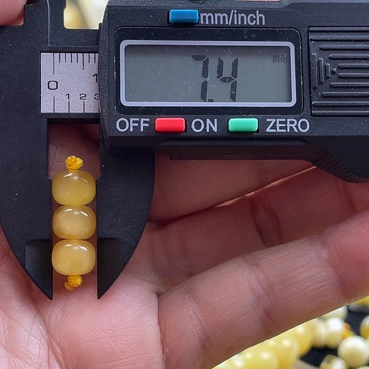 未镶嵌蜜蜡裸石25号