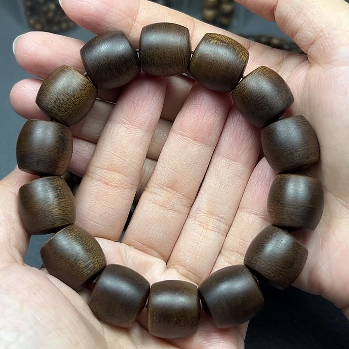 沉香沉香碎屑白棋玉化1.6