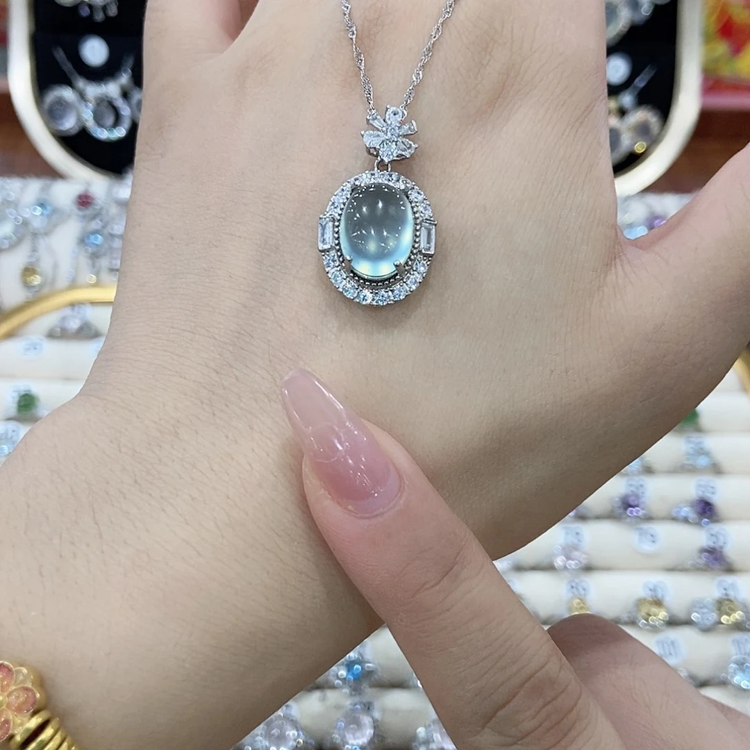 悦***宁岫玉银S925镶嵌颈饰