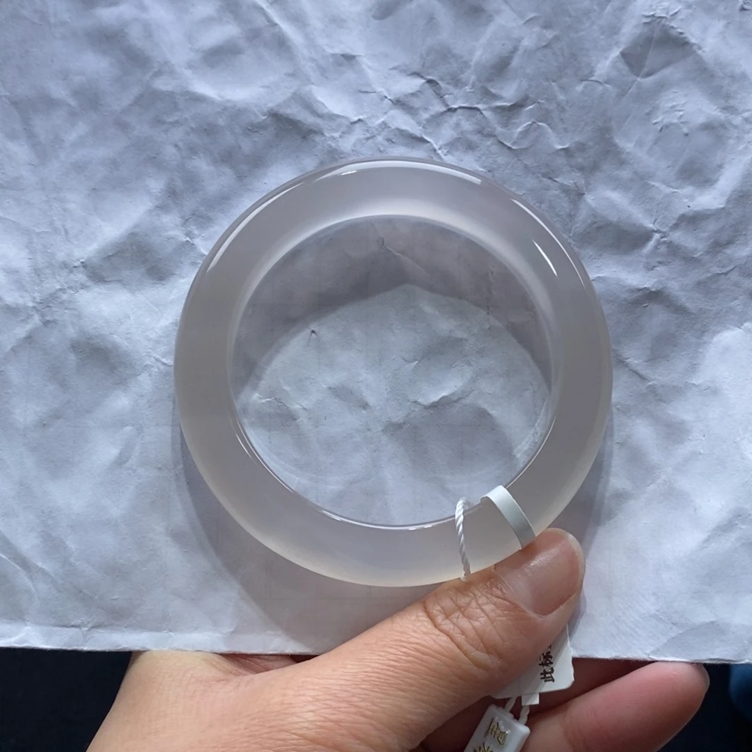 玛瑙/玉髓手镯未镶嵌A***友