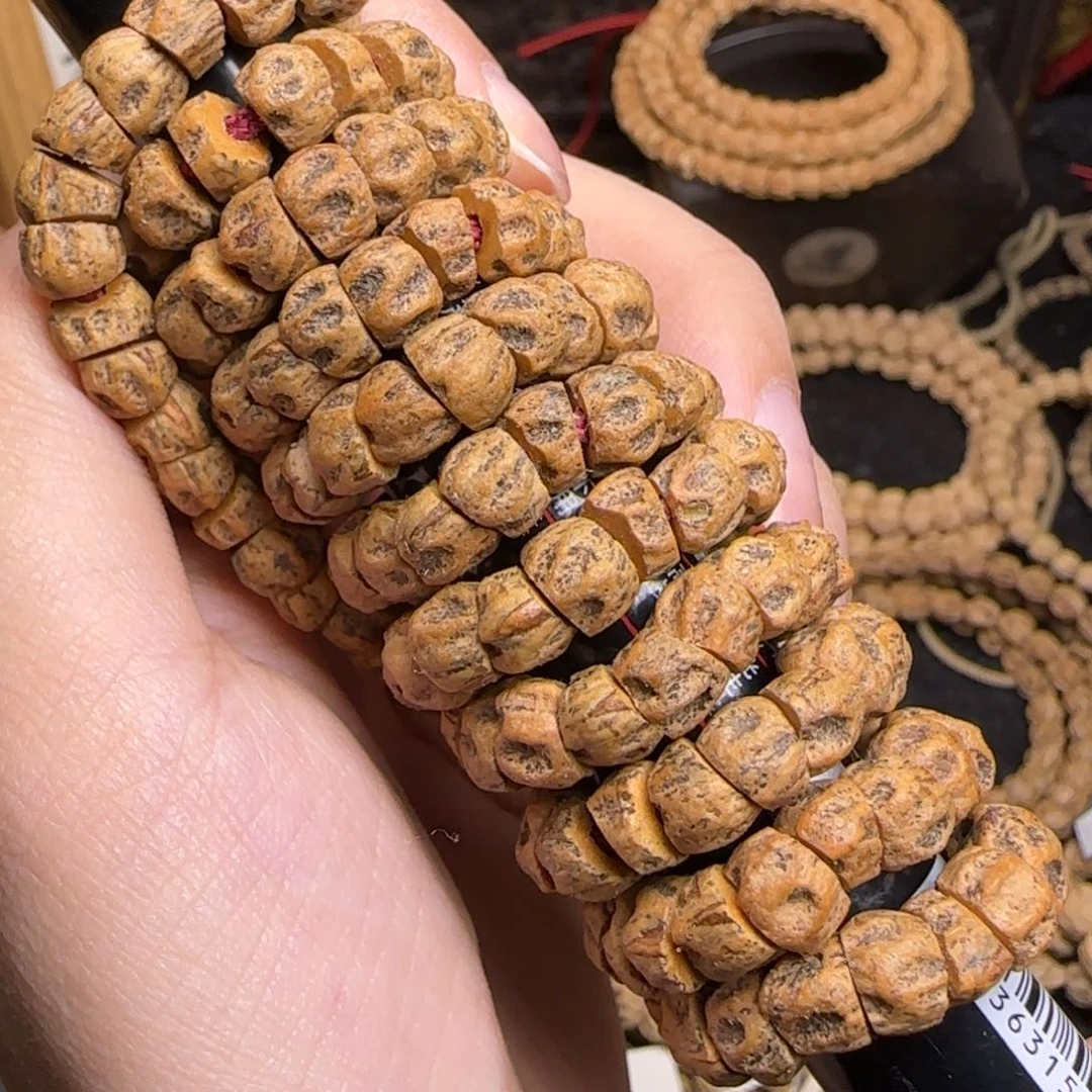 柏香籽/百香籽吊坠五**厨